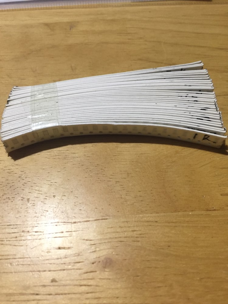 Free shipping  1206 SMD Resistor Kit Assorted Kit 1ohm-1M ohm 1% 33valuesX 20pcs=660pcs Sample Kit