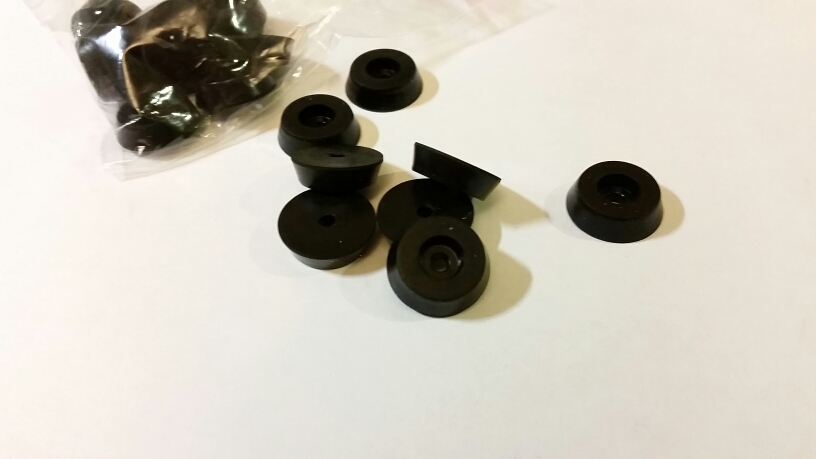 20pcs Rubber Table Chair Furniture Feet Leg Pads Tile Floor Protectors 18x15x5mm
