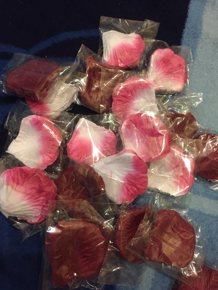 New Arrival 2017 Wholesale 1000pcs/lot Wedding Decorations romantic Artificial Flowers Polyester Wedding Rose Petals RP001
