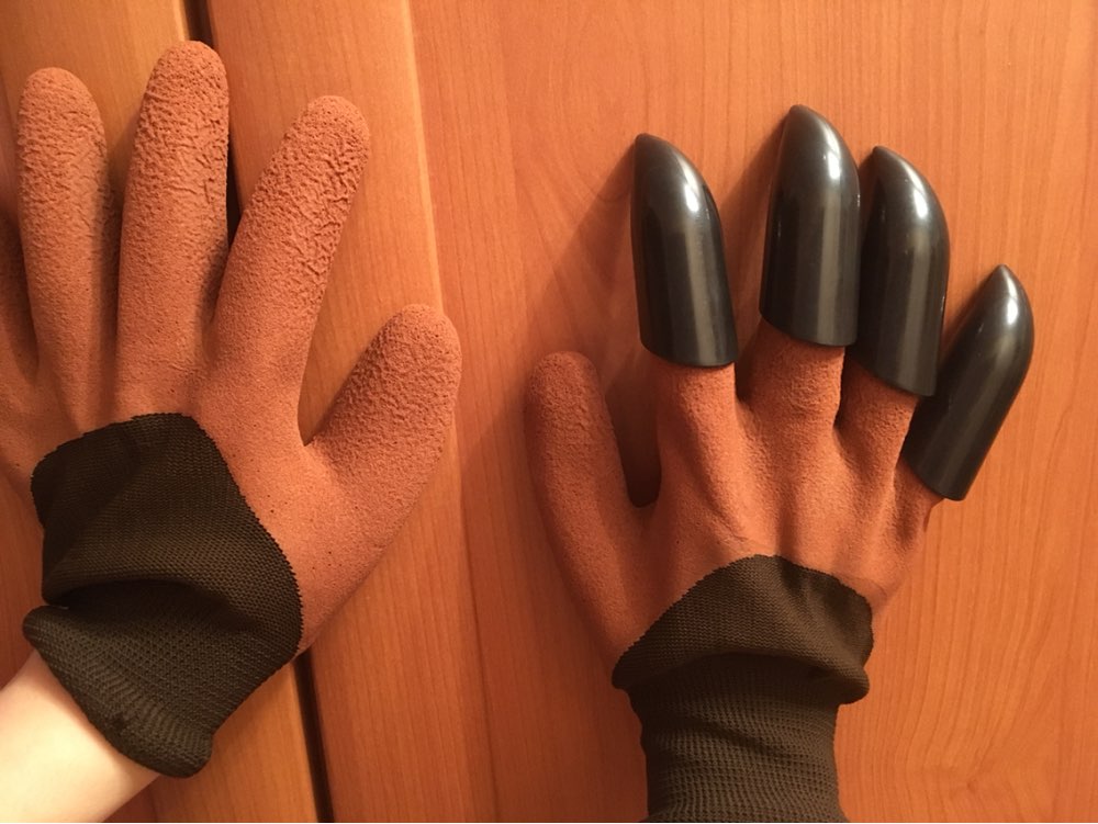 Safurance Garden Gloves for Digging & Planting with 4 ABS Plastic Claws Durable Waterproof Safety Glove