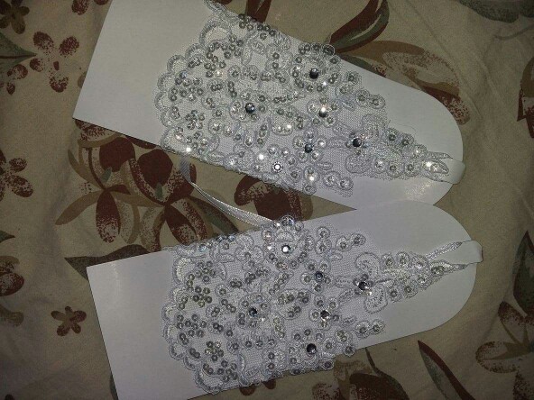 Short Bridal Gloves Fingerless White Red Ivory Wedding Gloves Cheap Accessories Wedding Lace Fingerless Gloves Guantes De Novia