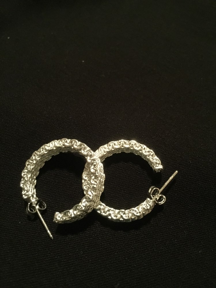 Free Shipping Fashion Design silver earrings Weaved Web stud brincos floating charms