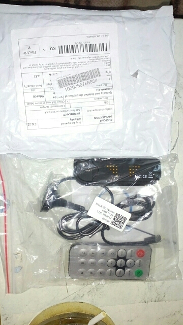 Digital USB TV FM+DAB DVB-T RTL2832U+R820T Support SDR Tuner Receiver