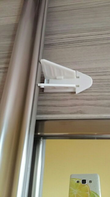 2 Pcs Baby Children Security Straps Sliding Door Window Lock Plastic Protection Locking Kids Safety Cabinet Locks