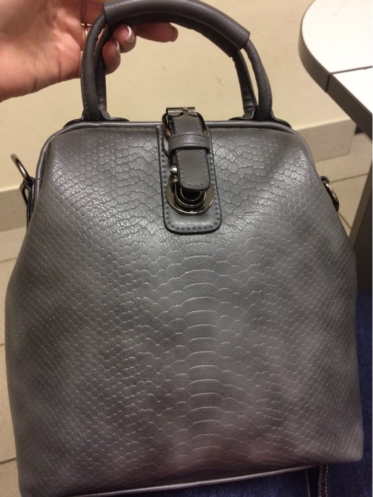 New Hot European style Women Crocodile Pattern Doctor Women Backpack 2016 Famous HASP Belt Bags Women's PU Leather Rucksack Bag