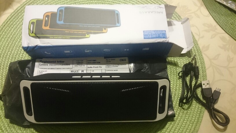 Brection S208  Super Bass Sound Bluetooth Speaker Portable Wireless  Stereo Subwoofer TF USB FM Radio Built-in Mic Dual